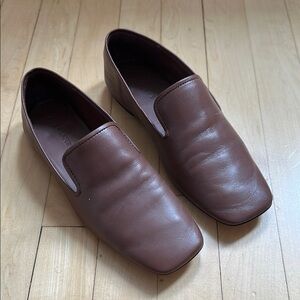 Everlane • Brown Smooth Leather Loafer Size 7